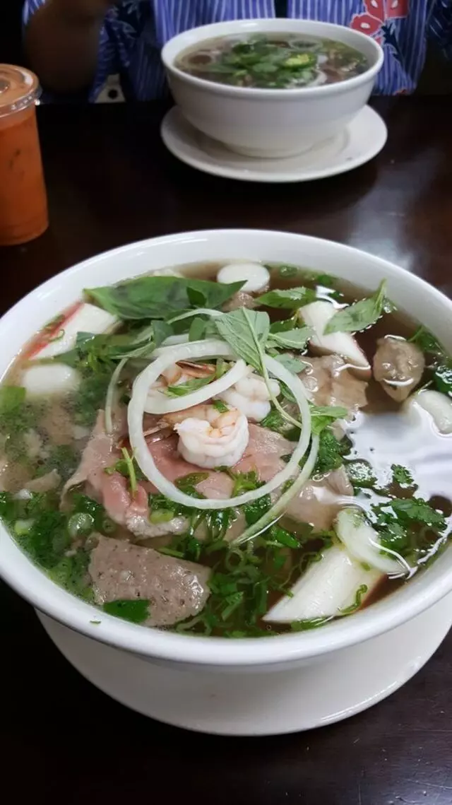 Pho 90