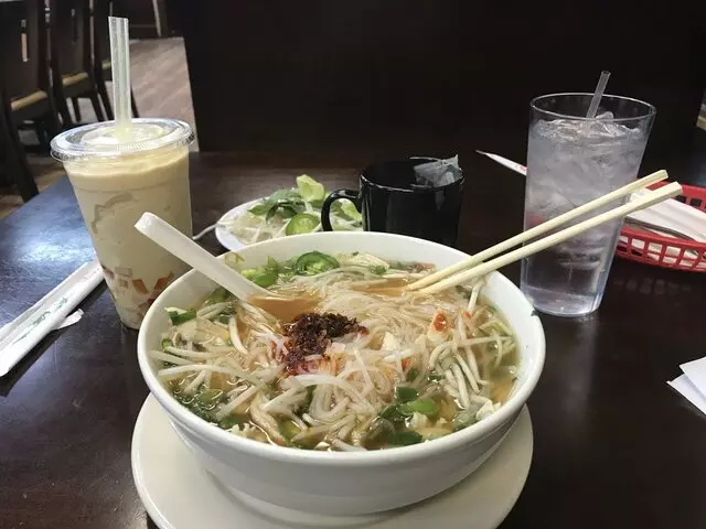 Pho 90