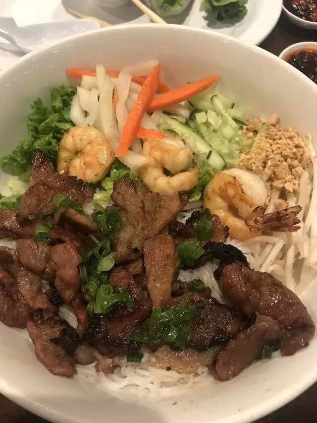 Pho 90