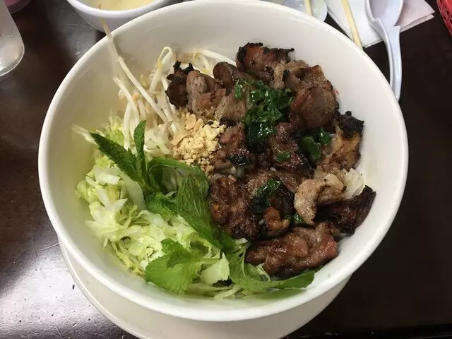 Pho 90