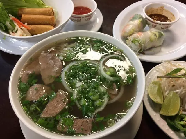 Pho 90