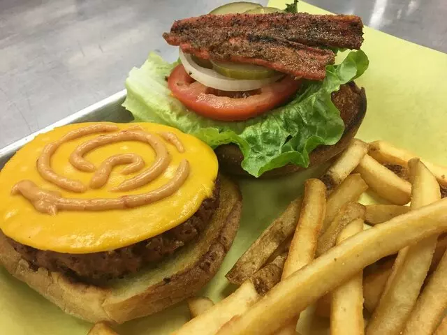 Amber’s Smoked Vegan