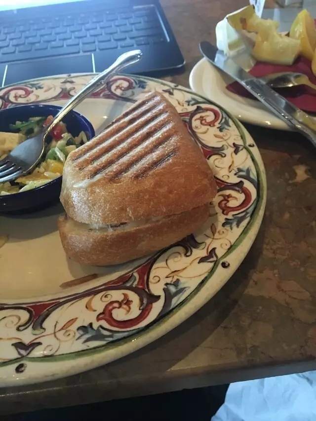 Paymon’s Mediterranean Cafe & Lounge