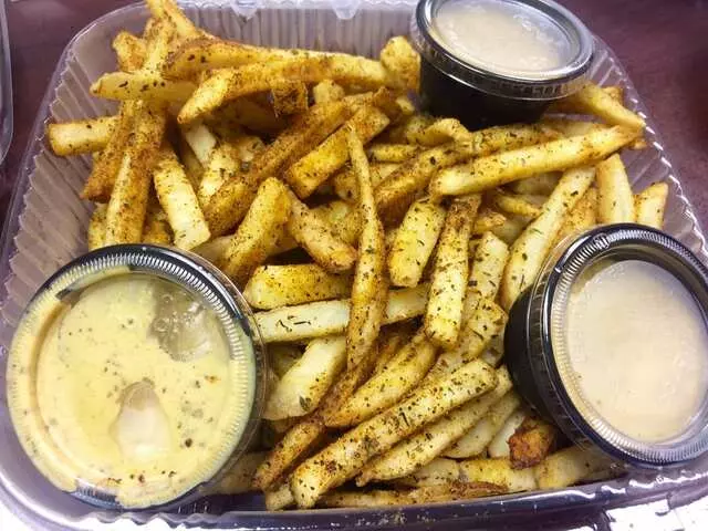 Paymon’s Mediterranean Cafe & Lounge
