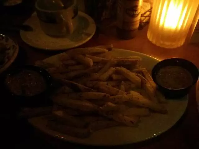 Paymon’s Mediterranean Cafe & Lounge