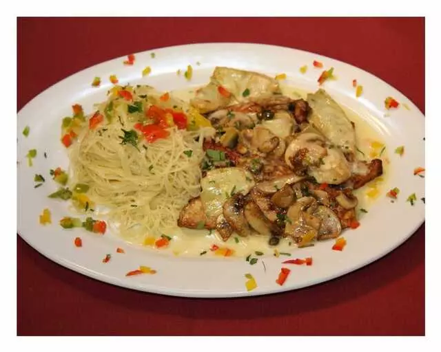 Paymon’s Mediterranean Cafe & Lounge
