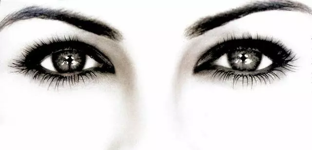 Arra Beauty Salon and Threading