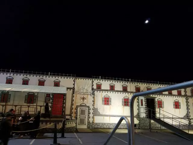 Asylum and Hotel Fear Haunted House