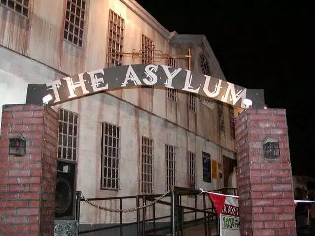 Asylum and Hotel Fear Haunted House