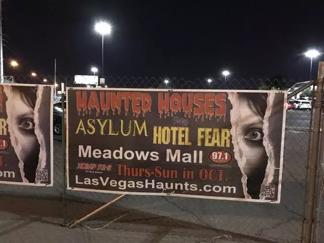 Asylum and Hotel Fear Haunted House