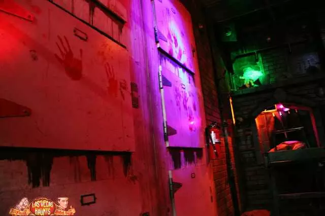 Asylum and Hotel Fear Haunted House