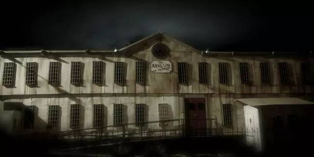 Asylum and Hotel Fear Haunted House
