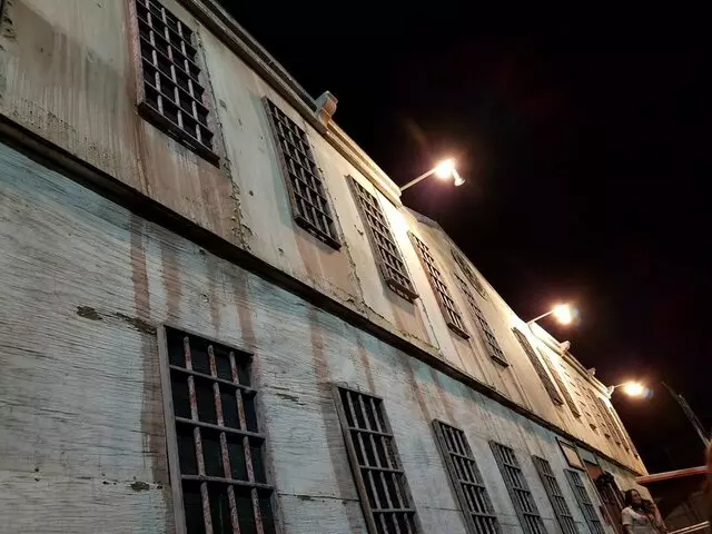 Asylum and Hotel Fear Haunted House