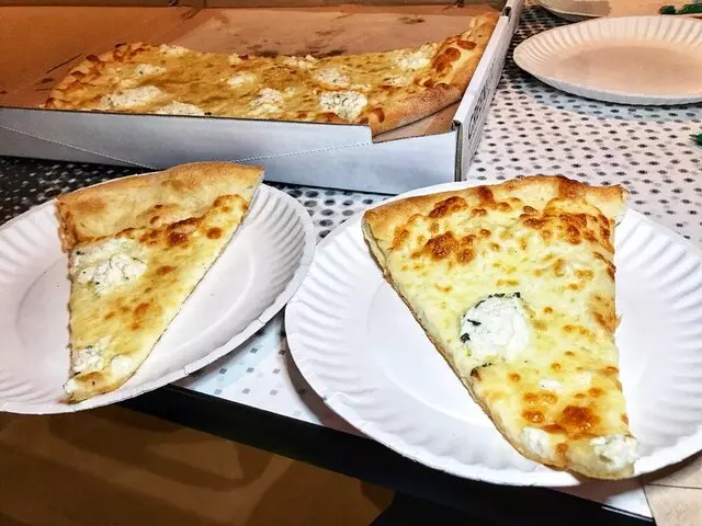 Secret Pizza