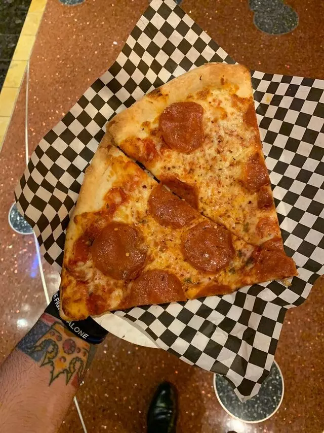 Secret Pizza