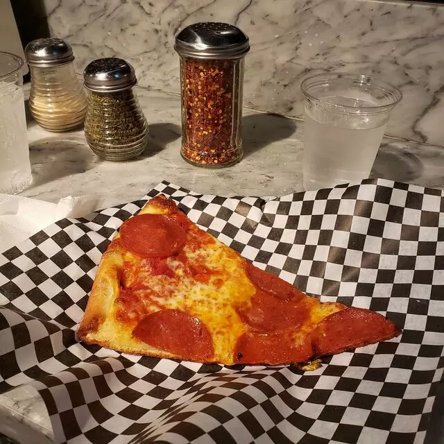 Secret Pizza