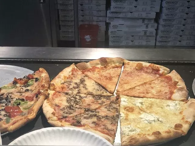 Secret Pizza
