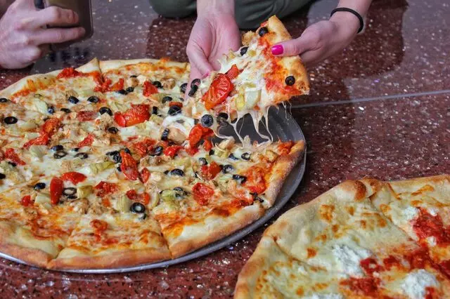 Secret Pizza