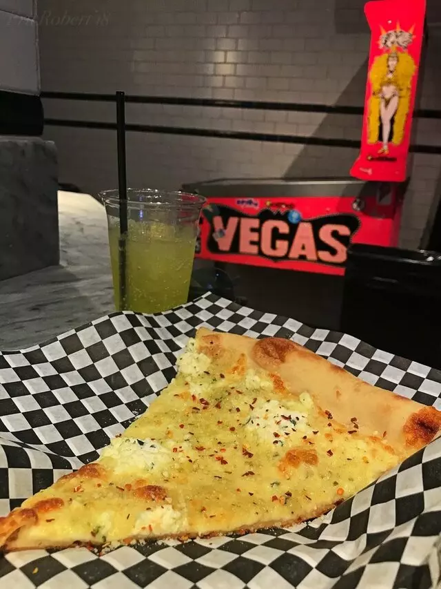 Secret Pizza