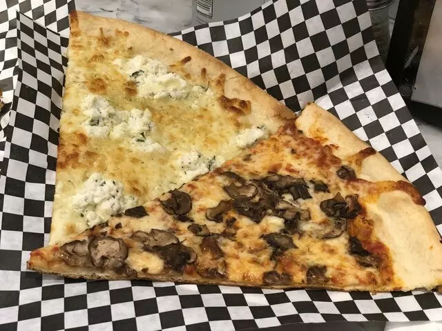 Secret Pizza