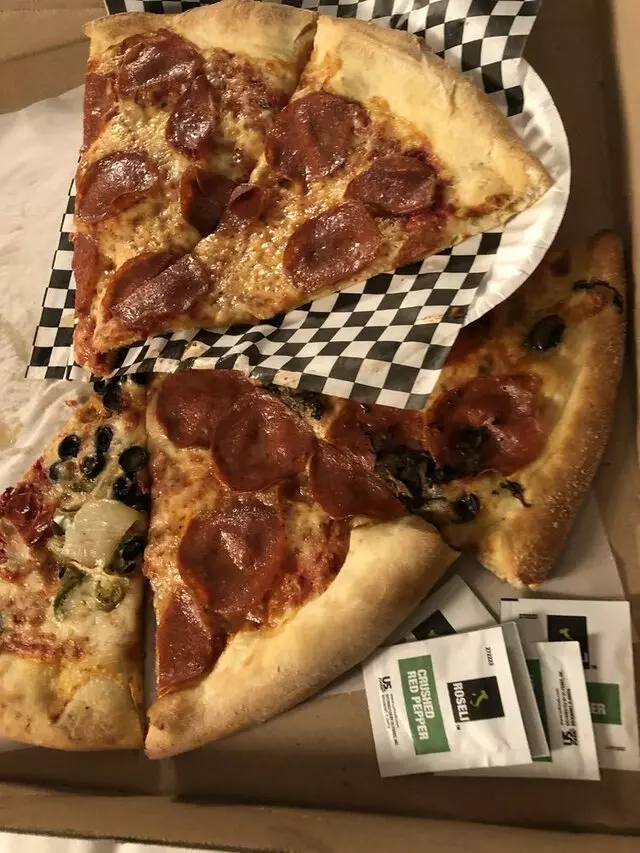 Secret Pizza