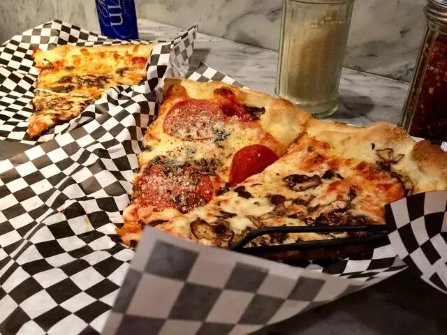 Secret Pizza