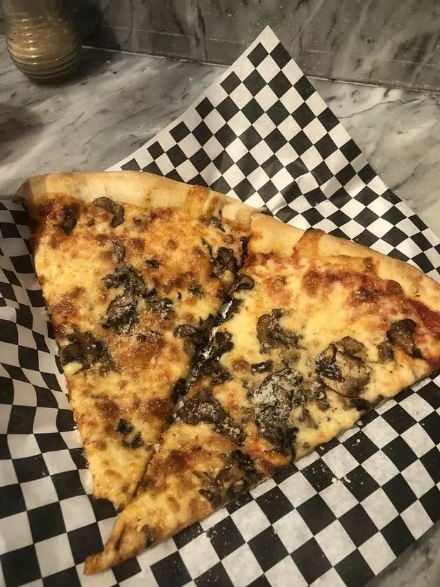 Secret Pizza