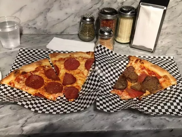 Secret Pizza