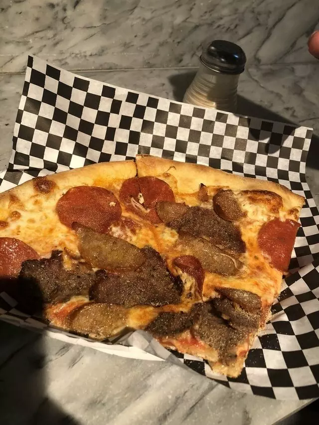 Secret Pizza