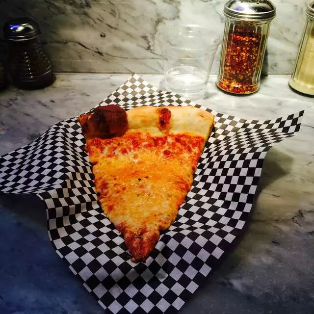 Secret Pizza