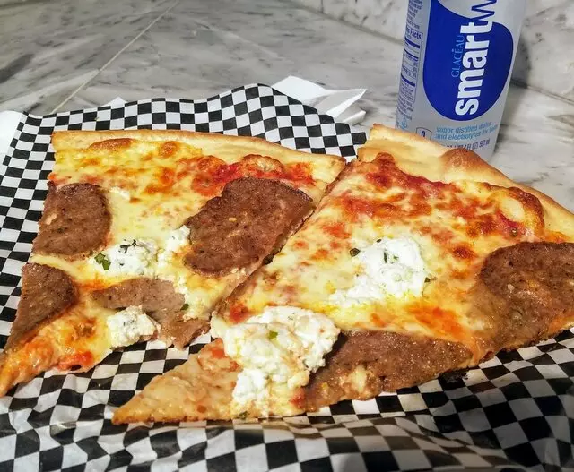 Secret Pizza