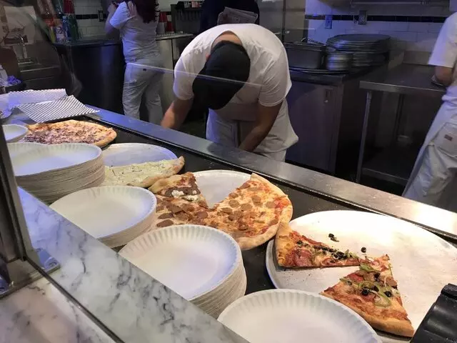 Secret Pizza
