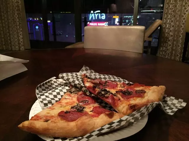 Secret Pizza