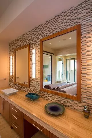 A Cutting Edge Glass & Mirror