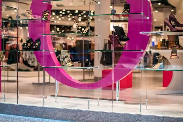 A Cutting Edge Glass & Mirror