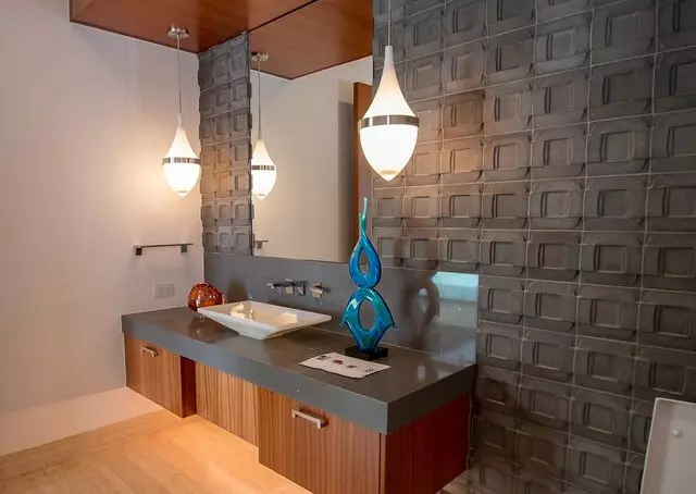 A Cutting Edge Glass & Mirror
