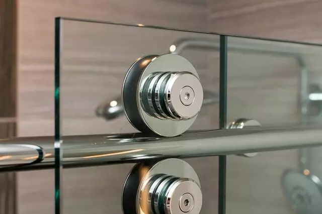 A Cutting Edge Glass & Mirror