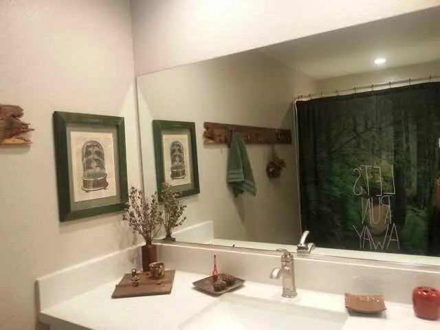 A Cutting Edge Glass & Mirror