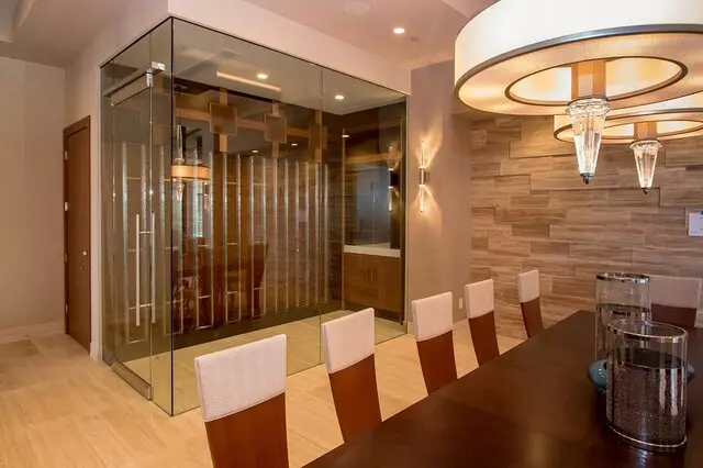 A Cutting Edge Glass & Mirror