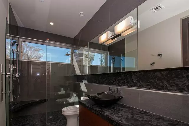A Cutting Edge Glass & Mirror