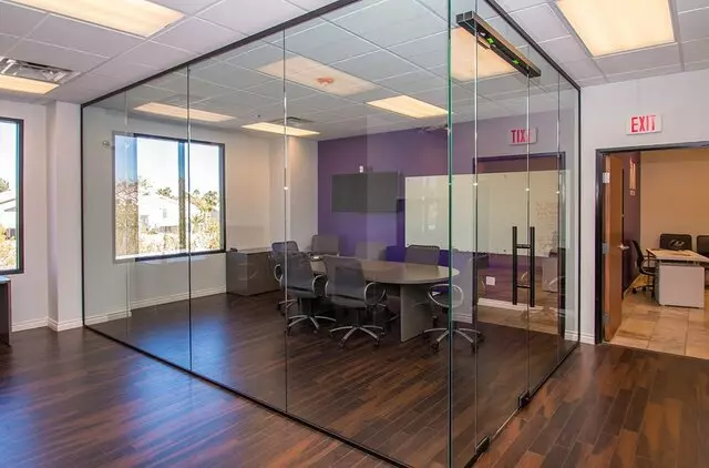 A Cutting Edge Glass & Mirror