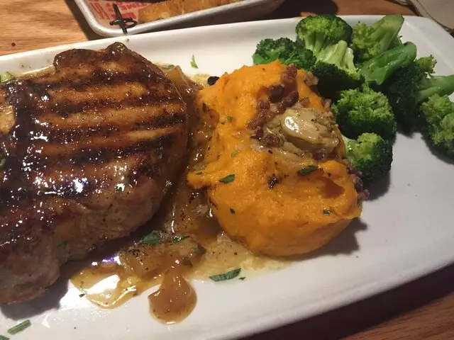 Applebee’s Grill + Bar