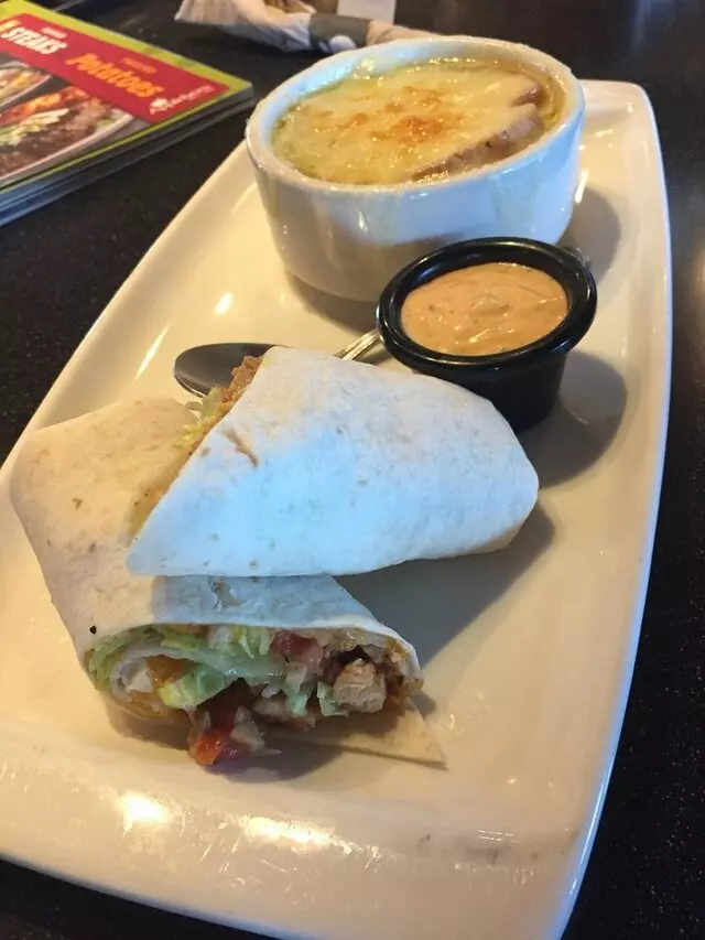Applebee’s Grill + Bar