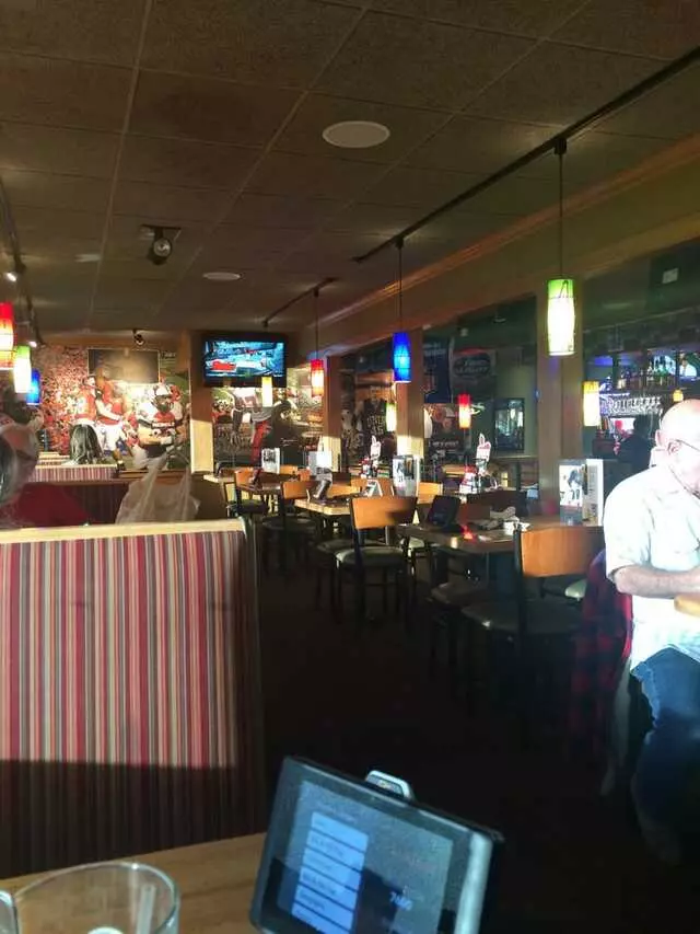 Applebee’s Grill + Bar