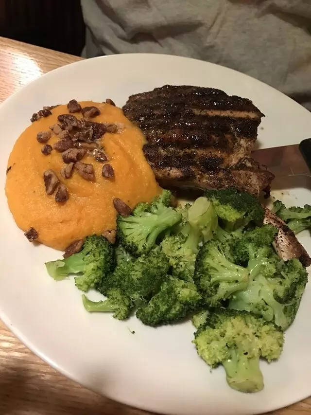 Applebee’s Grill + Bar