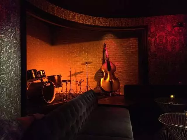 1923 Bourbon Bar