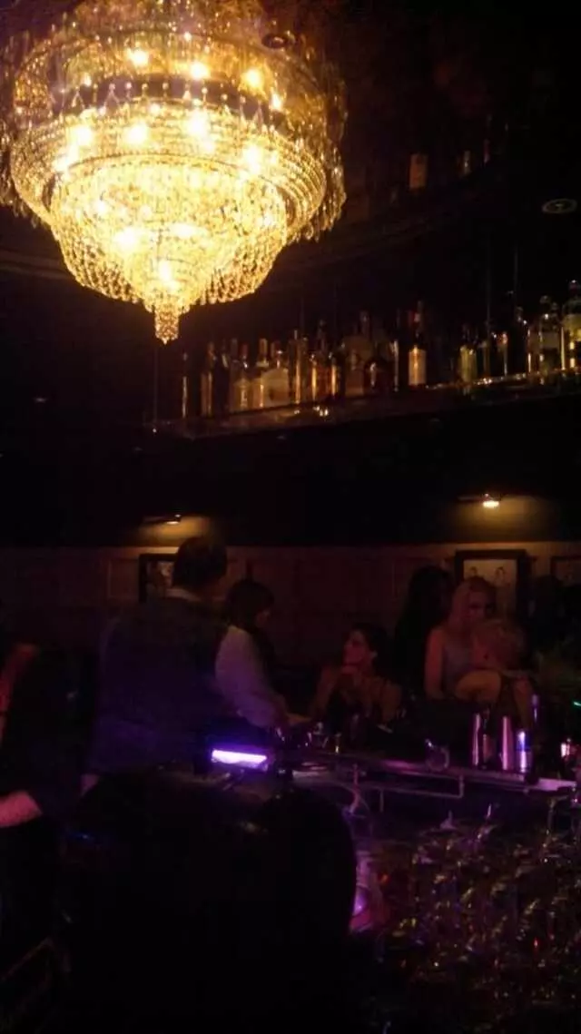 1923 Bourbon Bar