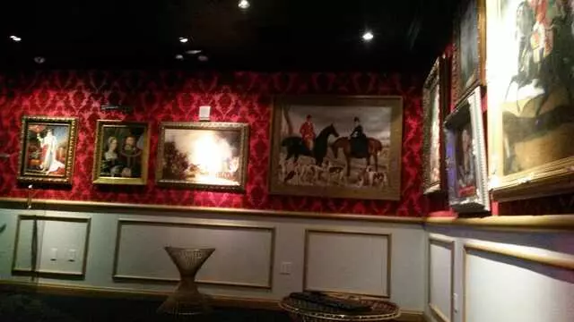 1923 Bourbon Bar