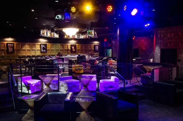 1923 Bourbon Bar