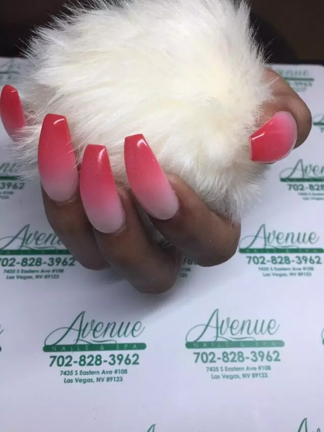 Avenue Nails & Spa